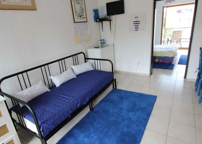 In - Insel Krk 14421 شقة *