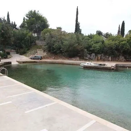 Apartments In Malinska/Insel Krk 14421 Apartment